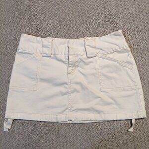 Guess mini skirt